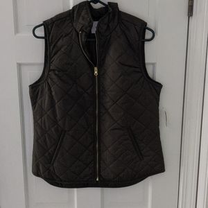 Quilted Army Green Outdoor Vest